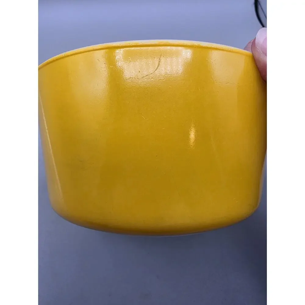 Vintage Pyrex Yellow Casserole Dish Ovenware #473 1 Qt NO LID